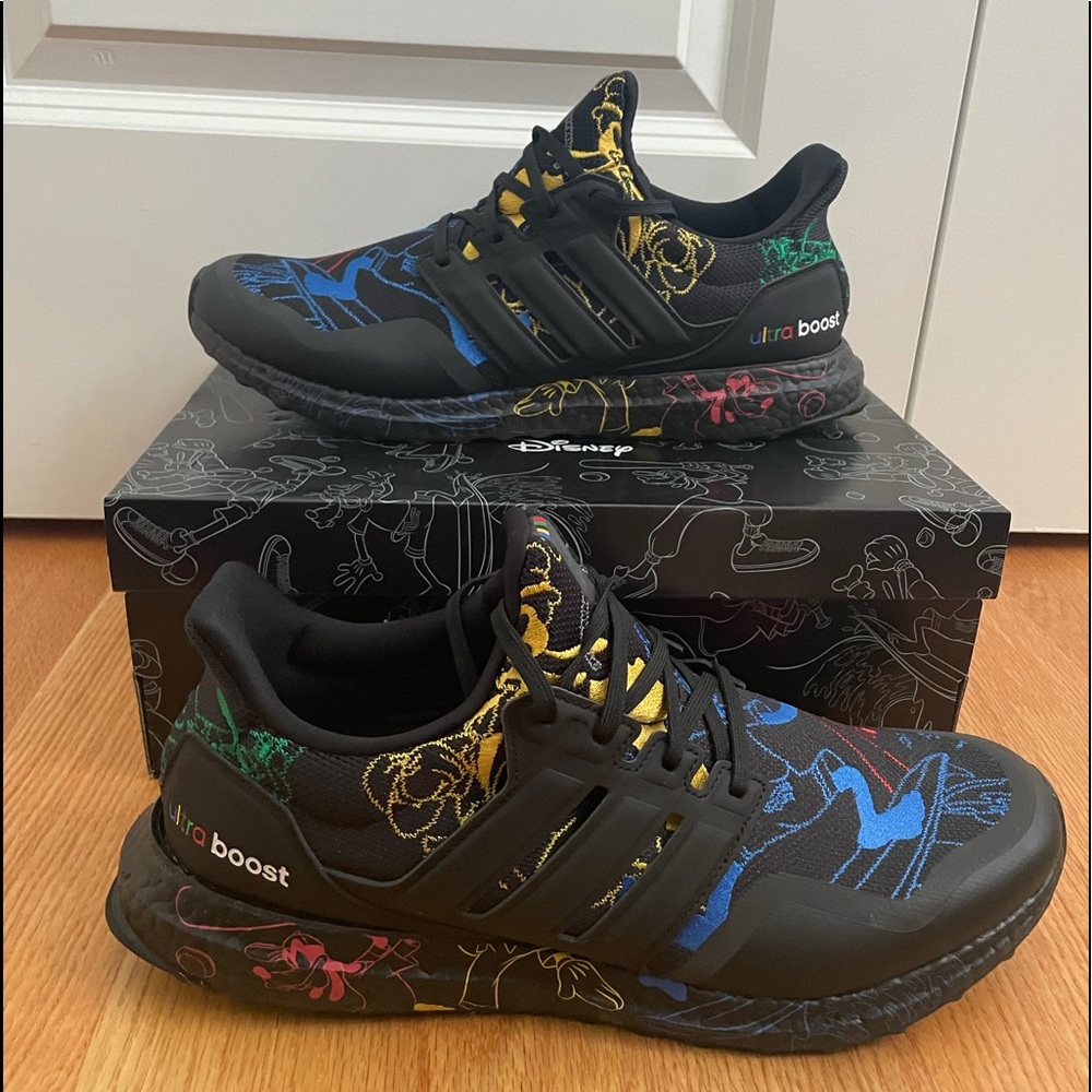 UltraBoost DNA x Disney